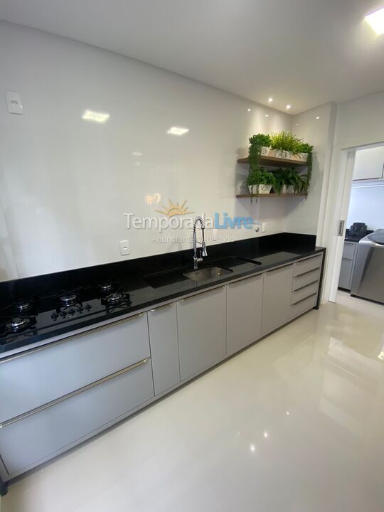 Apartment for vacation rental in Itapema (Meia Praia)