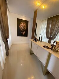 Premium apartment 70m from the sea in Meia Praia.