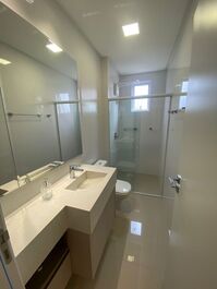 Premium apartment 70m from the sea in Meia Praia.