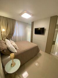 Premium apartment 70m from the sea in Meia Praia.