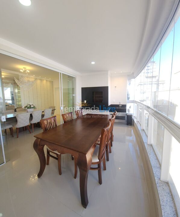 Apartment for vacation rental in Itapema (Meia Praia)