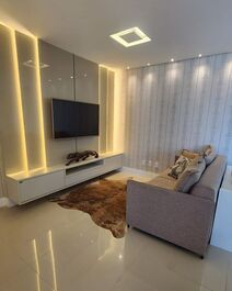 3 Suites Up to 8 people Top Floor Apartment From R$900 per day 70 meters from the sea