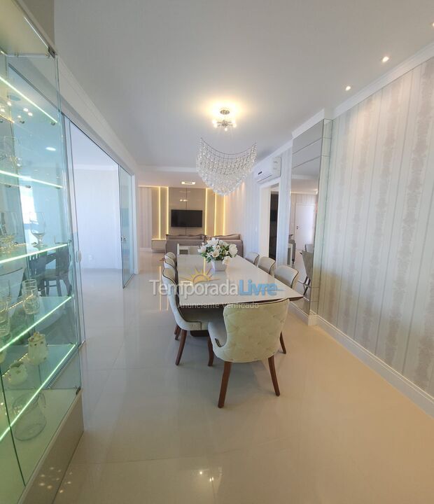 Apartment for vacation rental in Itapema (Meia Praia)