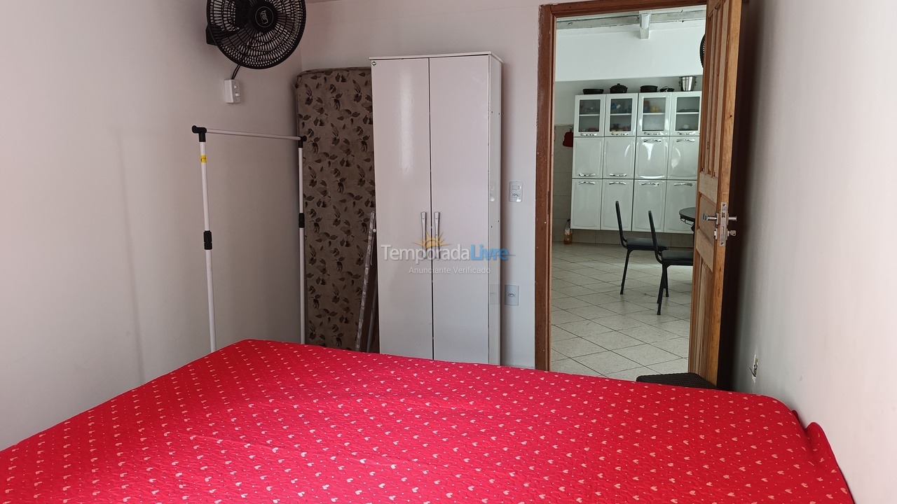 Apartment for vacation rental in Guarapari (Centro)