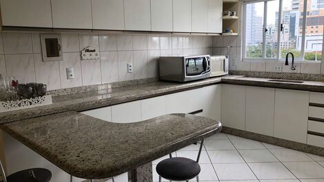 Meia Praia 4 min até o mar e próx Hard Rock Café