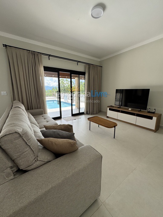 Granja para alquiler de vacaciones em Arujá (Bairro do Retiro)