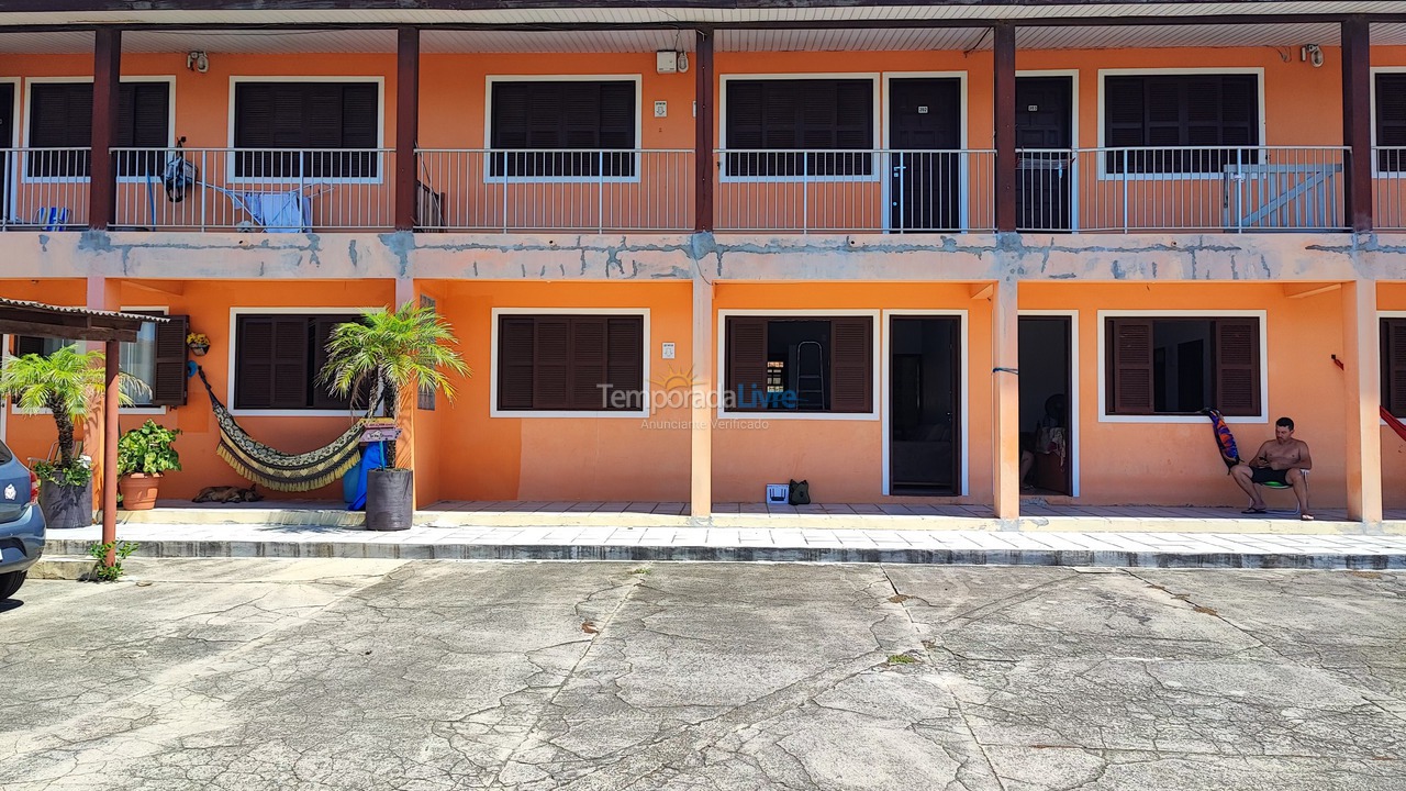 Apartamento para aluguel de temporada em Imbituba (Ribanceira)