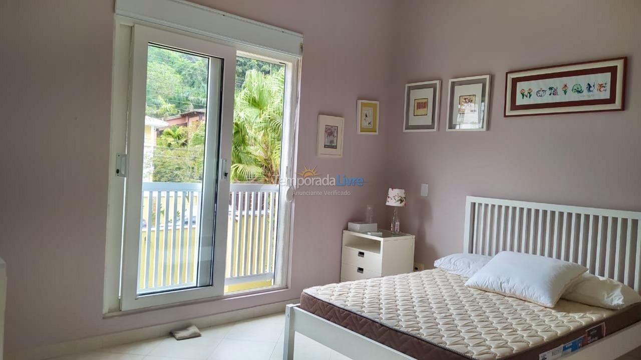 Casa para aluguel de temporada em São Sebastião (Juquehy)