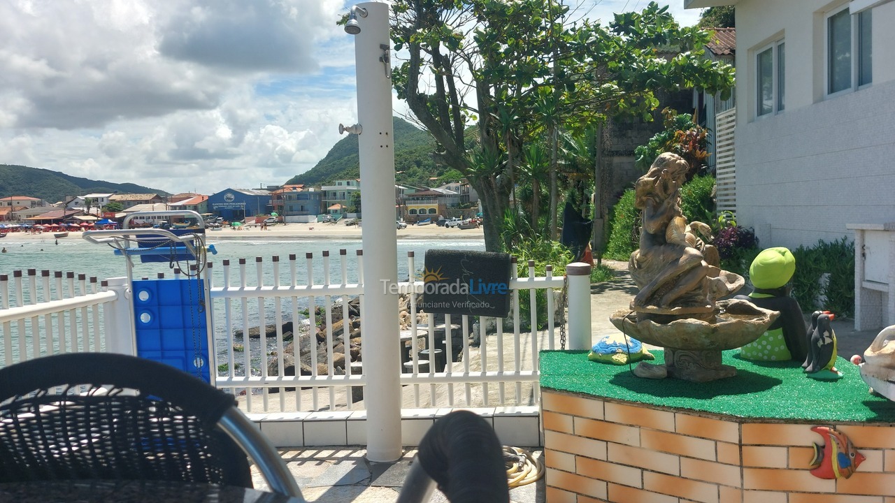 Casa para aluguel de temporada em Florianópolis (Pântano do Sul)