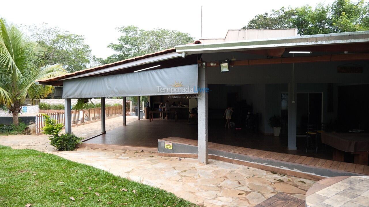 Chácara / sítio para aluguel de temporada em Senador Canedo (Parque Alvorada)