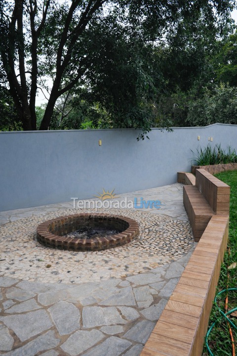 Chácara / sítio para aluguel de temporada em Senador Canedo (Parque Alvorada)