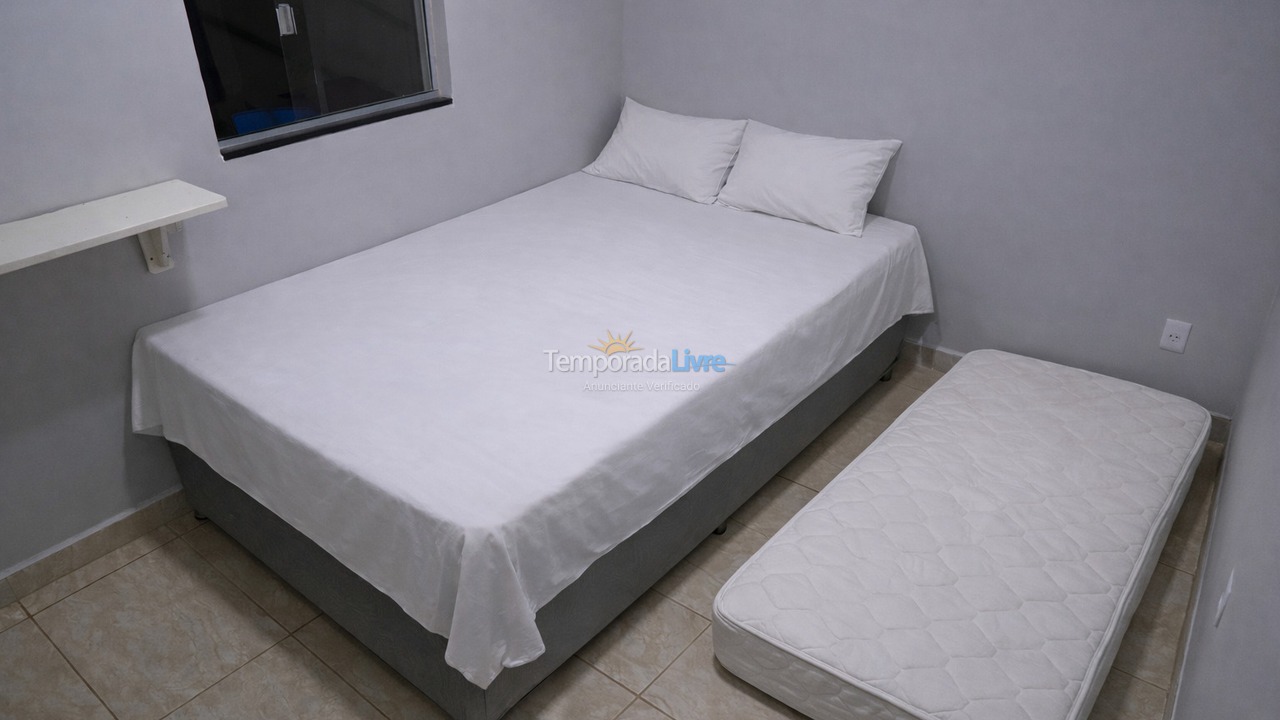 Chácara / sítio para aluguel de temporada em Senador Canedo (Parque Alvorada)