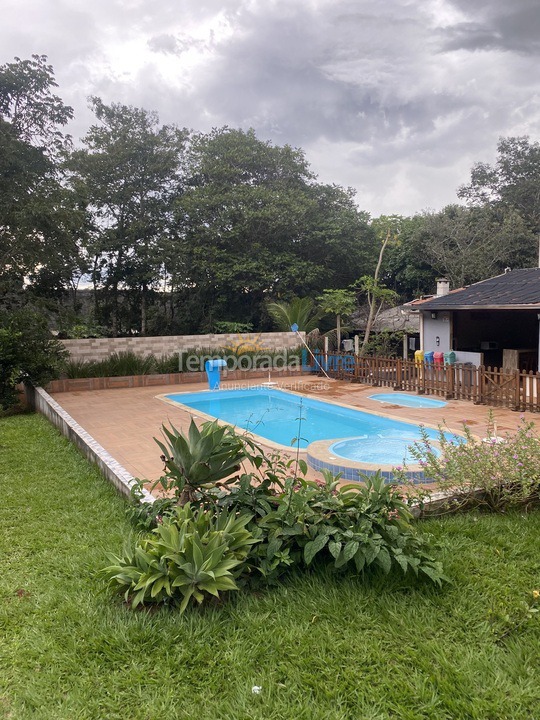 Chácara / sítio para aluguel de temporada em Senador Canedo (Parque Alvorada)