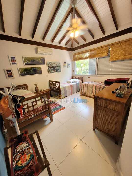 Casa para aluguel de temporada em São Sebastião (Guaecá)