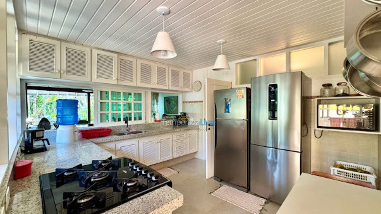 Casa para aluguel de temporada em São Sebastião (Camburizinho)