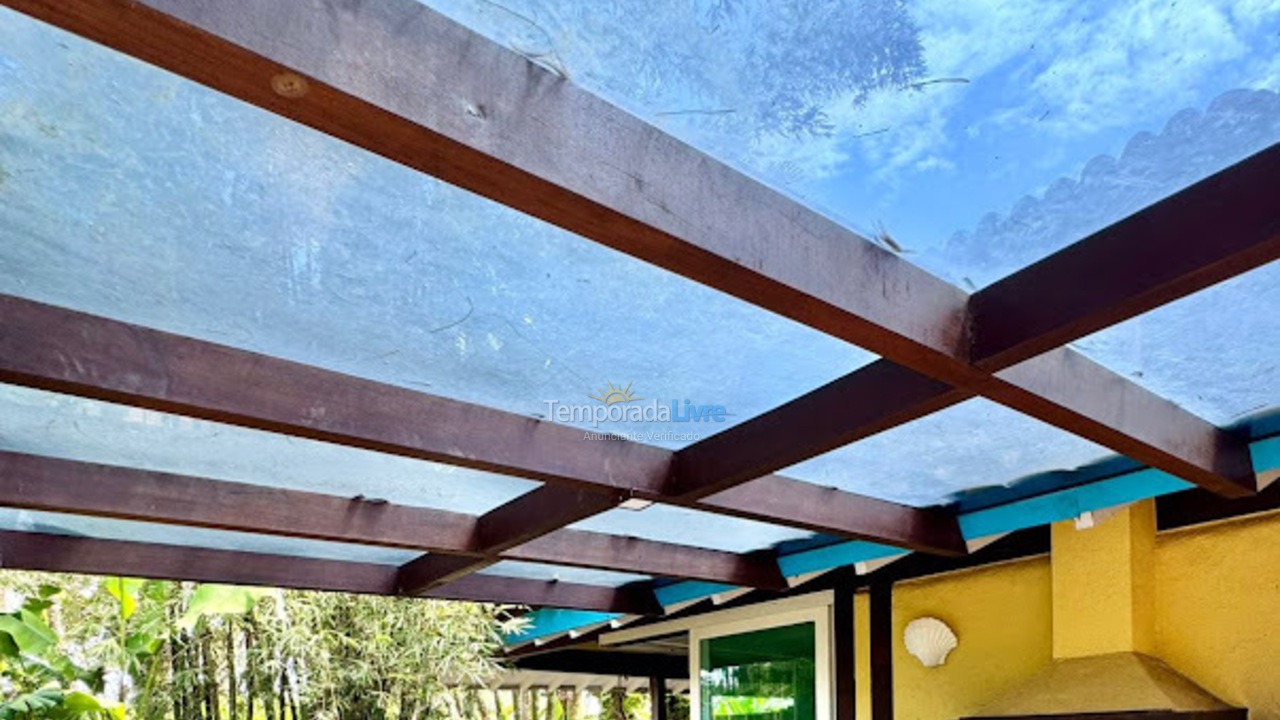 Casa para aluguel de temporada em São Sebastião (Camburizinho)