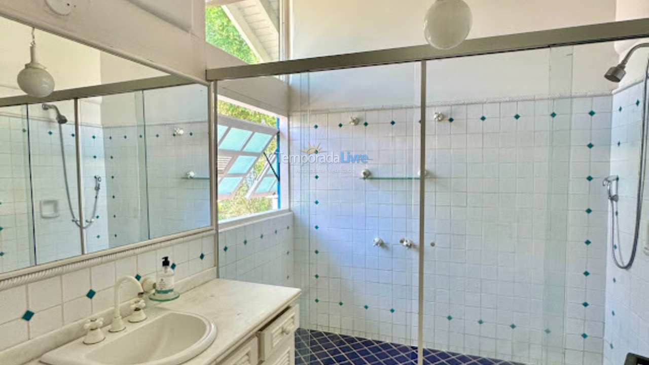 Casa para aluguel de temporada em São Sebastião (Camburizinho)