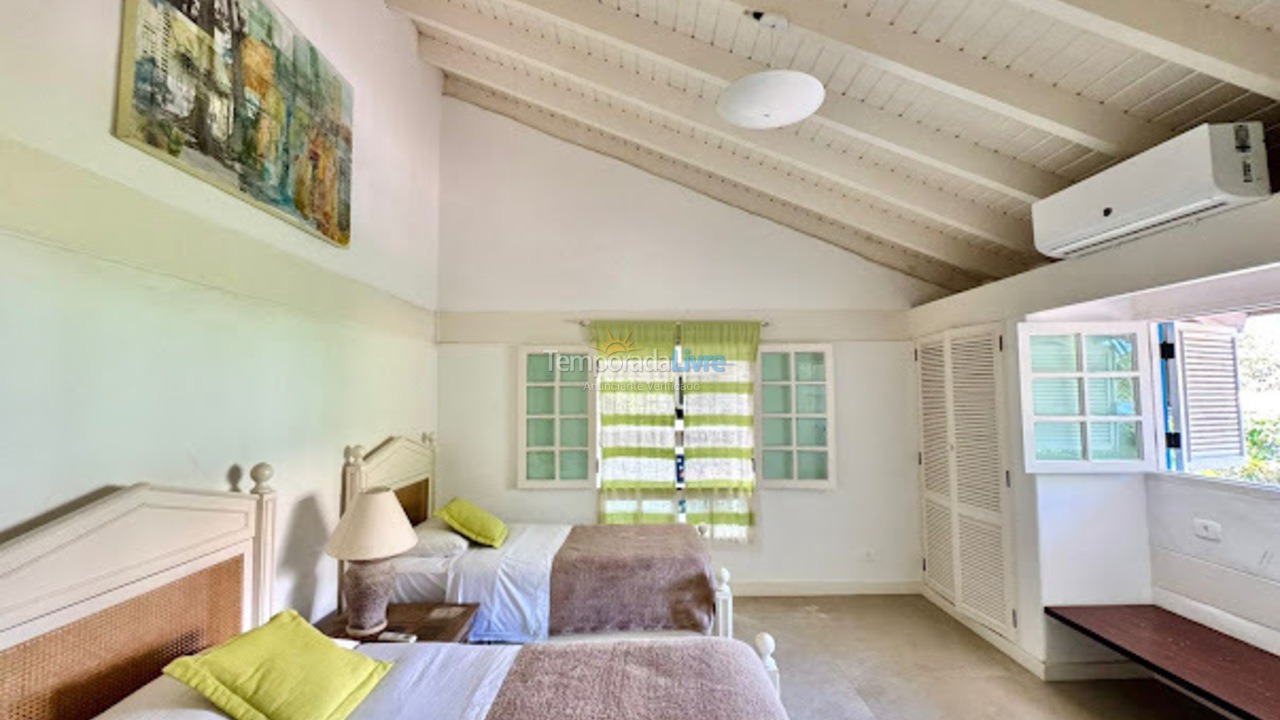 Casa para aluguel de temporada em São Sebastião (Camburizinho)