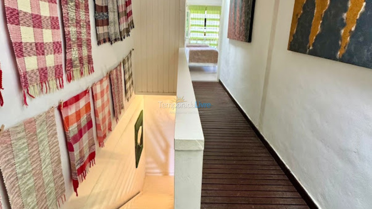 Casa para aluguel de temporada em São Sebastião (Camburizinho)