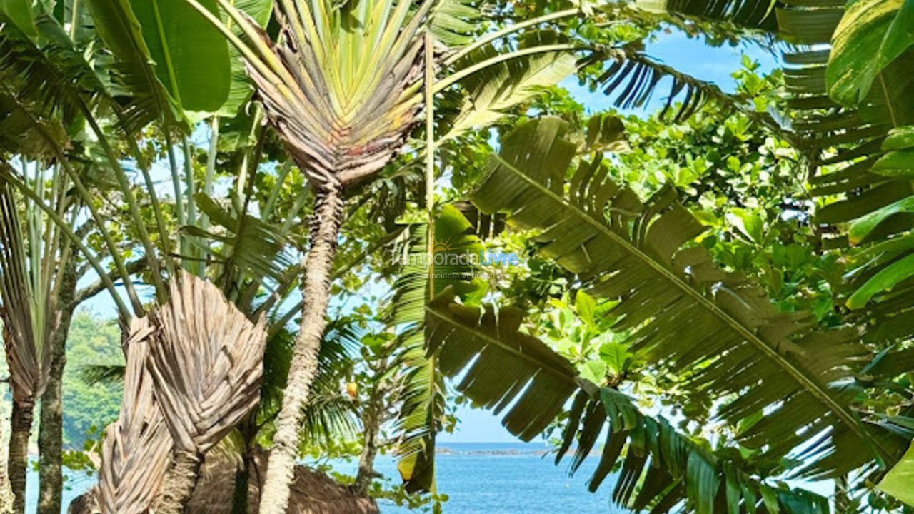 Casa para aluguel de temporada em São Sebastião (Camburizinho)