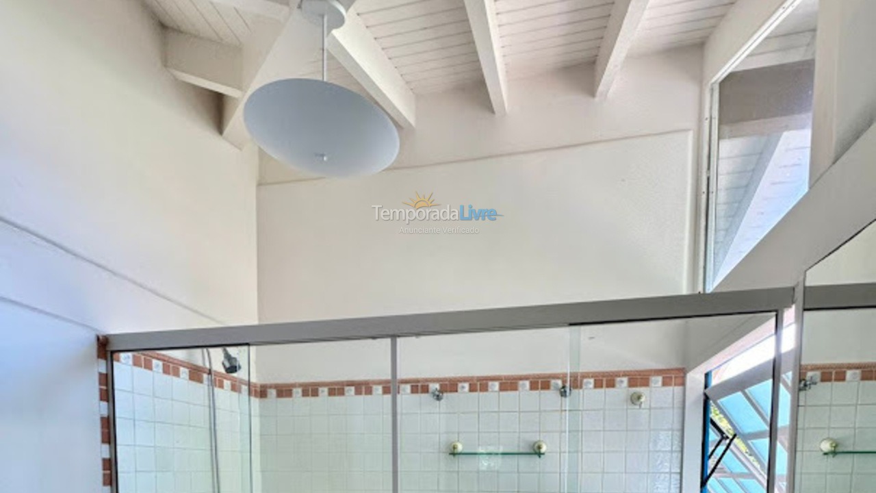 Casa para aluguel de temporada em São Sebastião (Camburizinho)