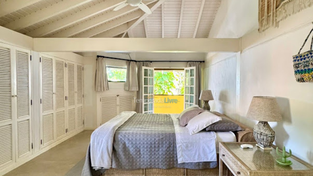 Casa para aluguel de temporada em São Sebastião (Camburizinho)