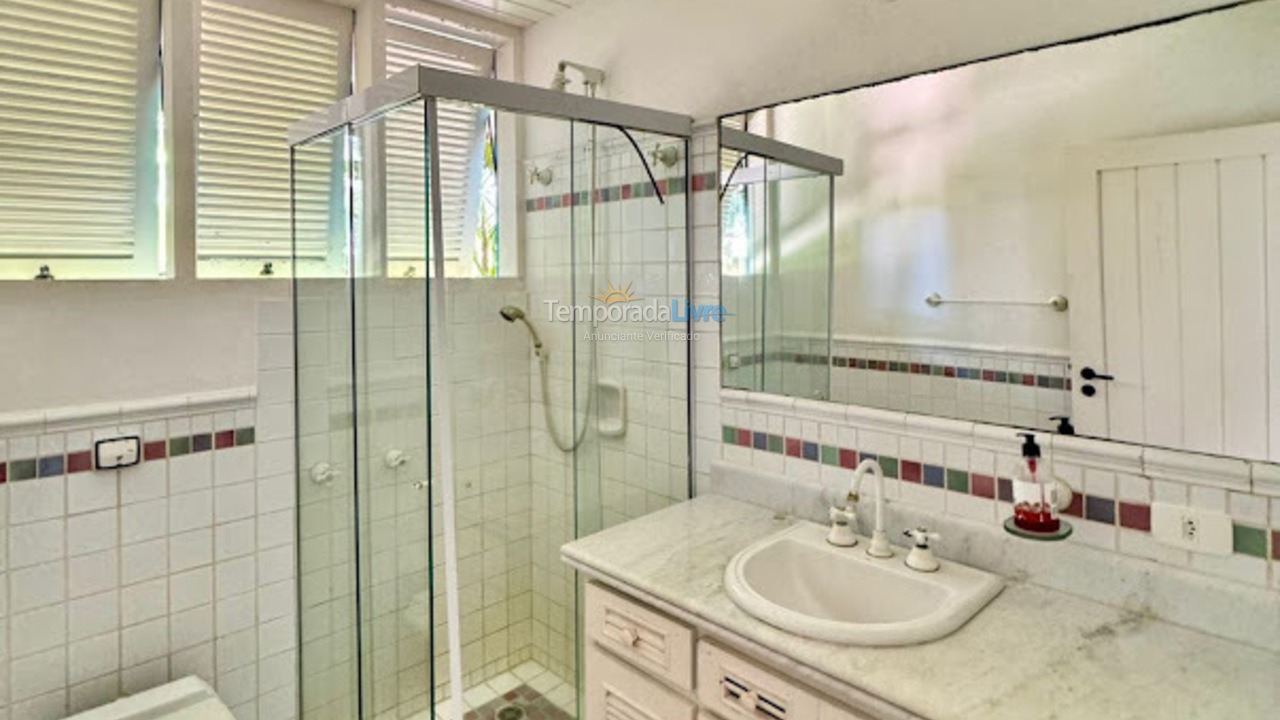 Casa para aluguel de temporada em São Sebastião (Camburizinho)