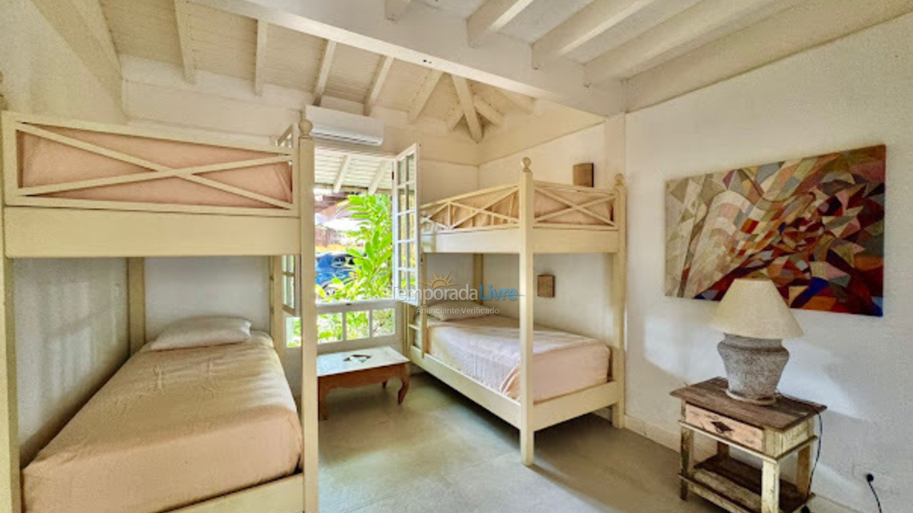 Casa para aluguel de temporada em São Sebastião (Camburizinho)