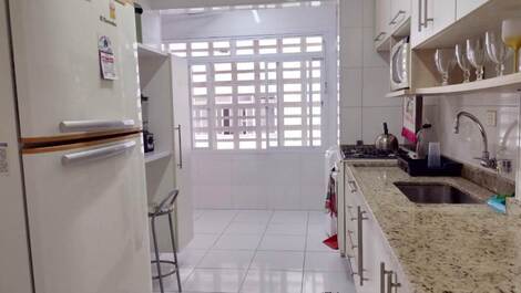 Dos habitaciones remodeladas, aire acondicionado, a una cuadra de la playa!!!