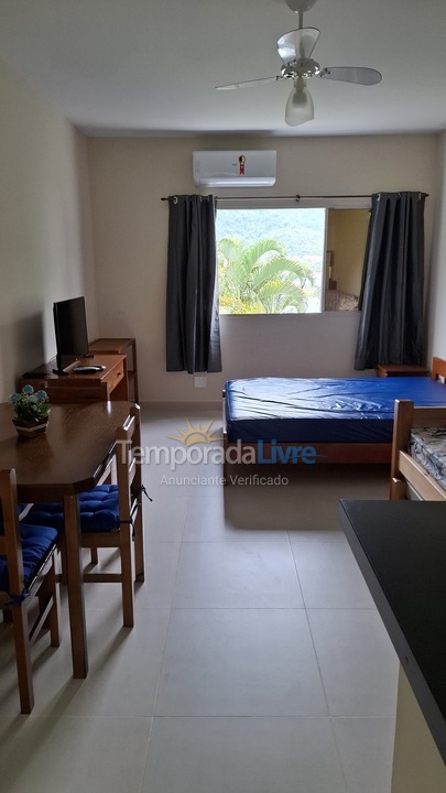 Apartamento para alquiler de vacaciones em Ubatuba (Praia das Toninhas)