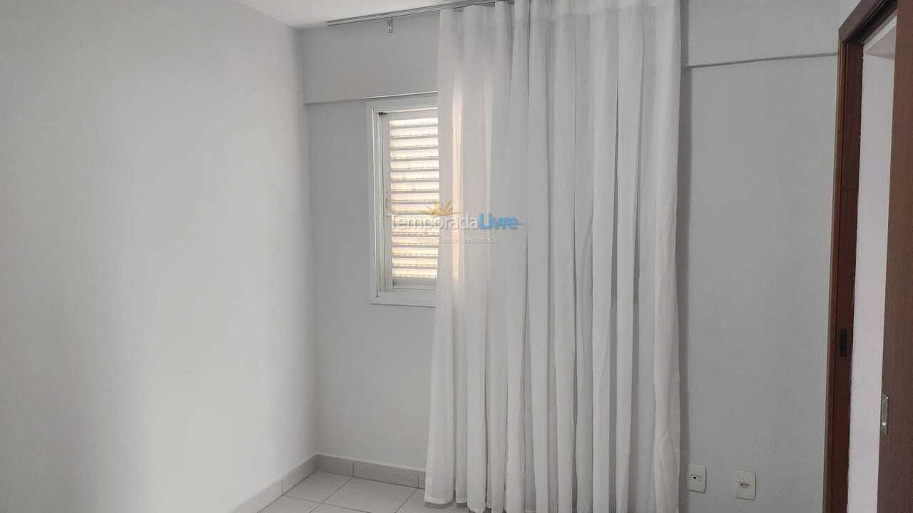 Apartamento para aluguel de temporada em Goiânia (Village Veneza)