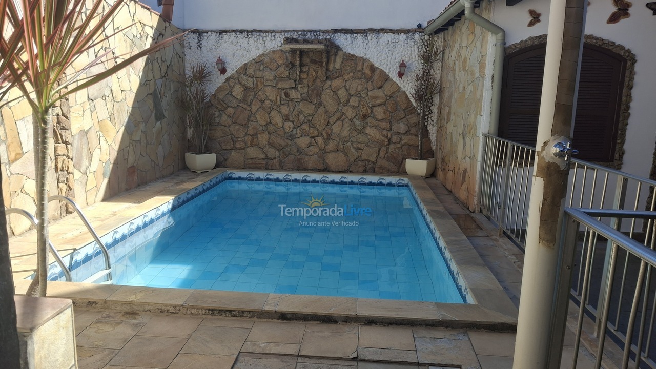 Casa para aluguel de temporada em Arraial do Cabo (Praia dos Anjos)