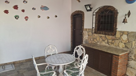 CASA COM PISCINA ARRAIAL DO CABO