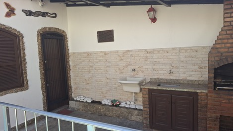 CASA COM PISCINA ARRAIAL DO CABO