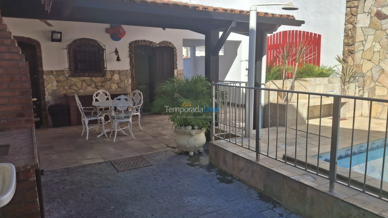 Casa para aluguel de temporada em Arraial do Cabo (Praia dos Anjos)