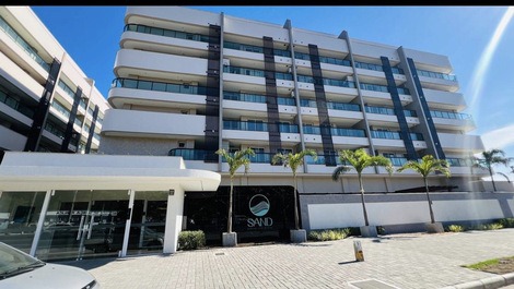 Apartamento de lujo | A 400 m de la playa de Prainha | Barbacoa | Instalaciones de ocio completas para toda la familia