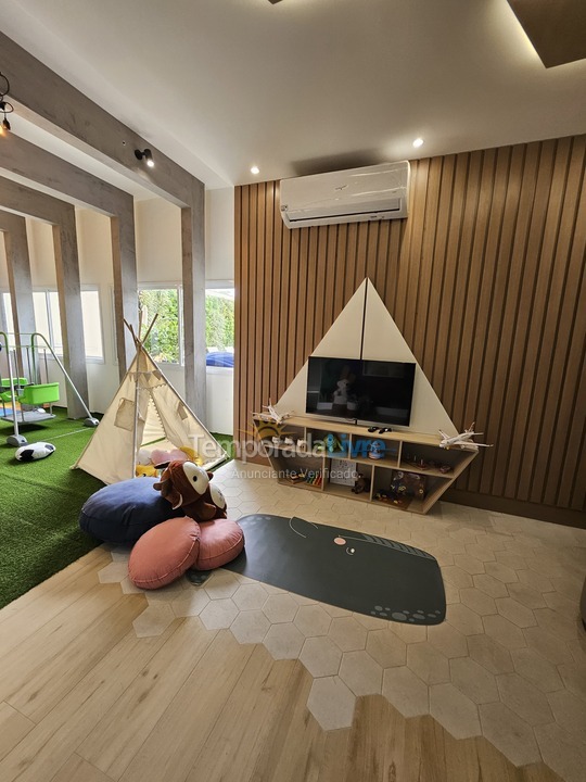 Apartamento para aluguel de temporada em Arraial do Cabo (Prainha)