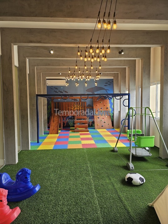 Apartamento para aluguel de temporada em Arraial do Cabo (Prainha)