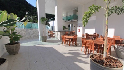 Apartment with full leisure facilities, air conditioning in the bedrooms and Wi-Fi