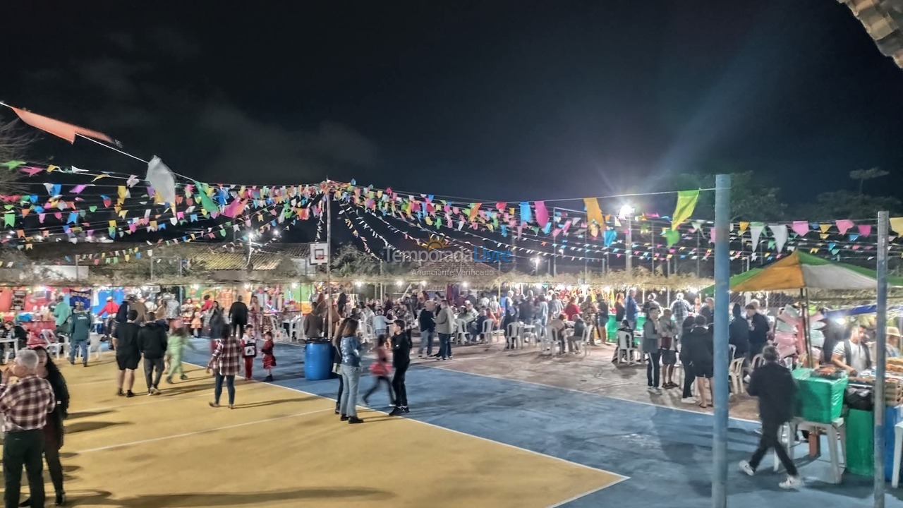 Apartamento para aluguel de temporada em Iguaba Grande (Iguaba Grande)