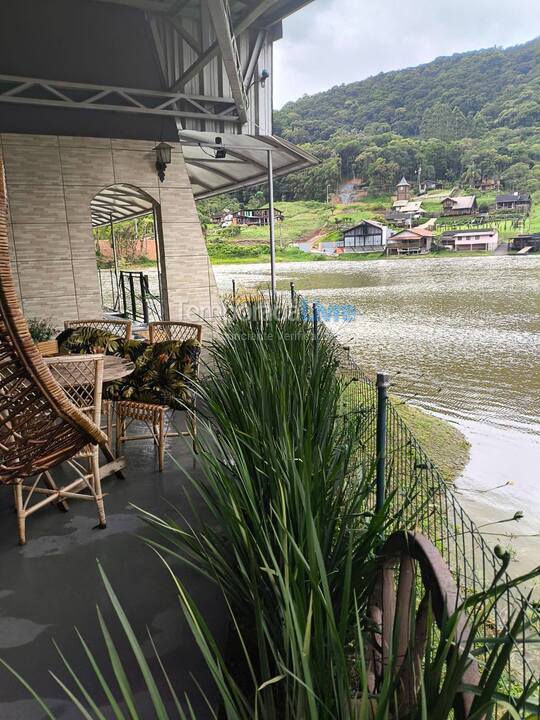 Chácara / sítio para aluguel de temporada em Rio dos Cedros (Alto Palmeiras Rio Bonito)