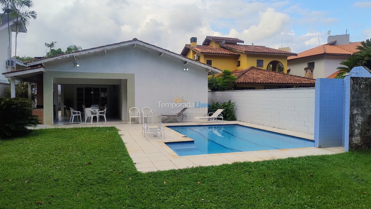 Casa para aluguel de temporada em Bertioga (Riviera de São Lourenço)