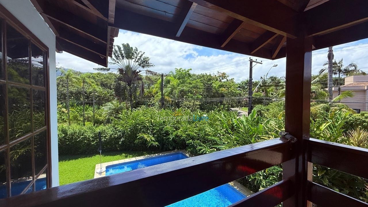 Casa para aluguel de temporada em São Sebastião (Praia da Baleia)