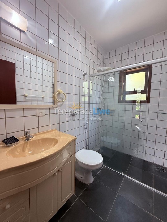 Casa para aluguel de temporada em São Sebastião (Praia da Baleia)