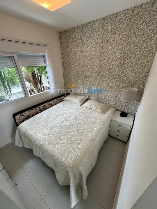 Casa para aluguel de temporada em São Sebastião (Praia da Baleia)