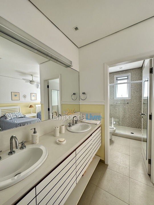 House for vacation rental in São Sebastião (Praia da Baleia)