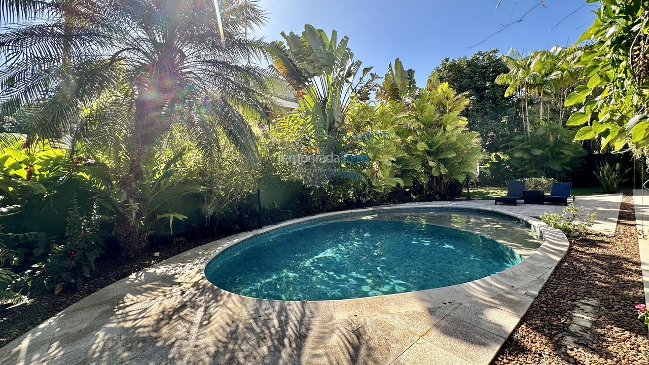 House for vacation rental in São Sebastião (Praia da Baleia)