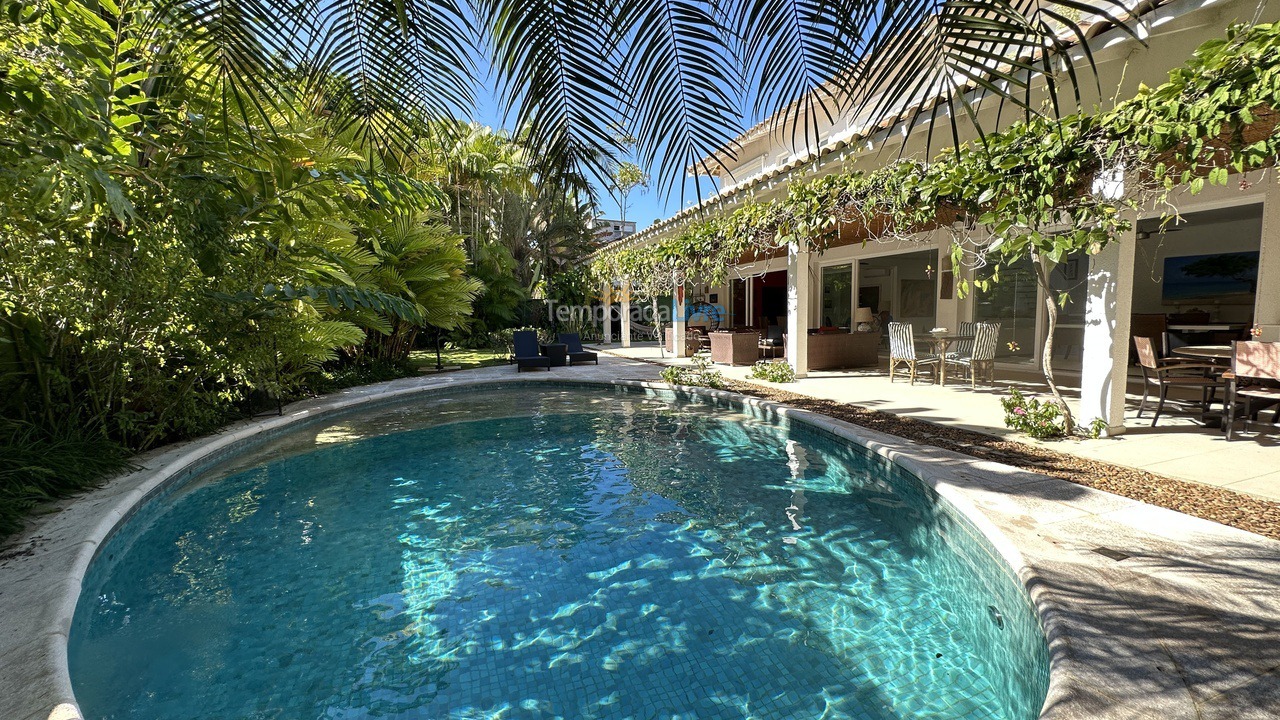 House for vacation rental in São Sebastião (Praia da Baleia)