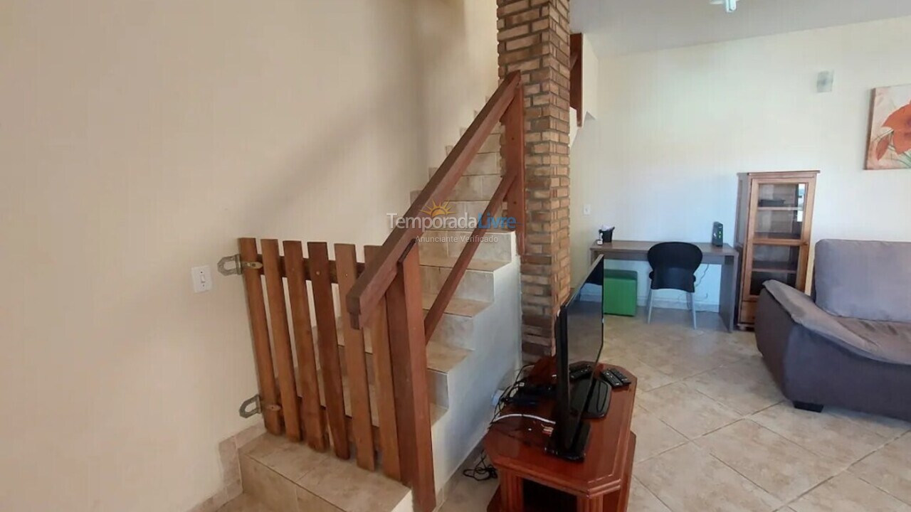 Casa para aluguel de temporada em Caraguatatuba (Massaguaçu)