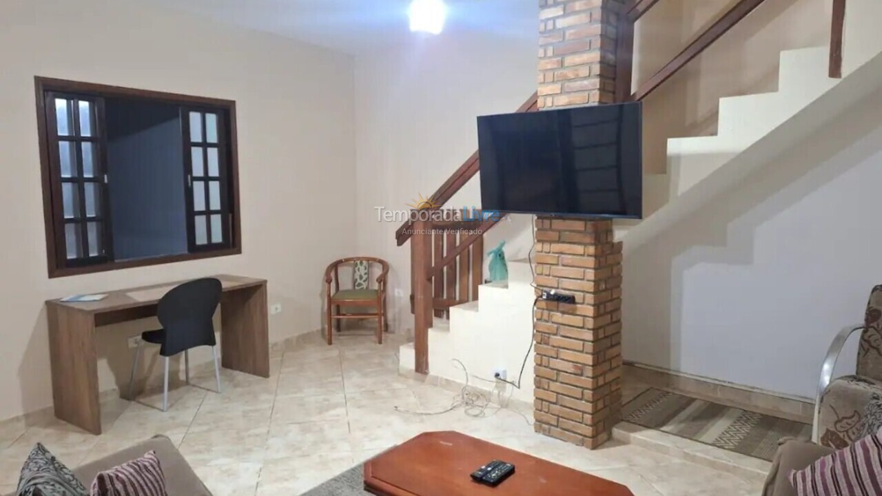 Casa para aluguel de temporada em Caraguatatuba (Massaguaçu)